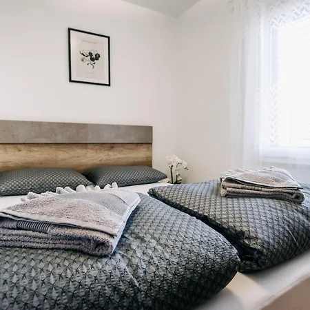 Wanda Apartment